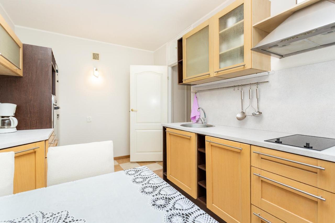 3 Room Central Apartmend 90M2 Parking For One Car Fifth Floor And The Building Does Not Have An Elevator 塔林 外观 照片