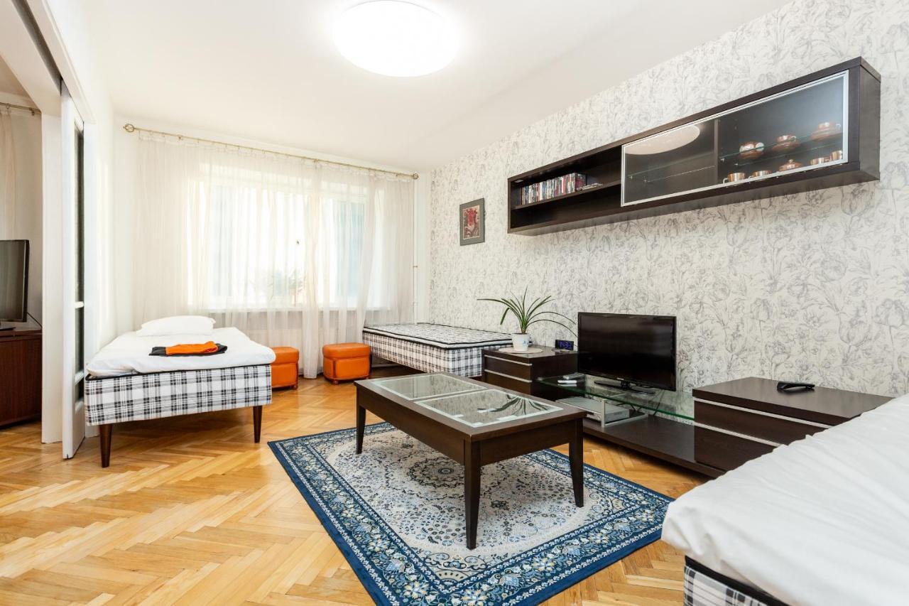 3 Room Central Apartmend 90M2 Parking For One Car Fifth Floor And The Building Does Not Have An Elevator 塔林 外观 照片