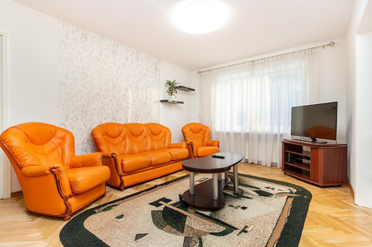 3 Room Central Apartmend 90M2 Parking For One Car Fifth Floor And The Building Does Not Have An Elevator 塔林 外观 照片